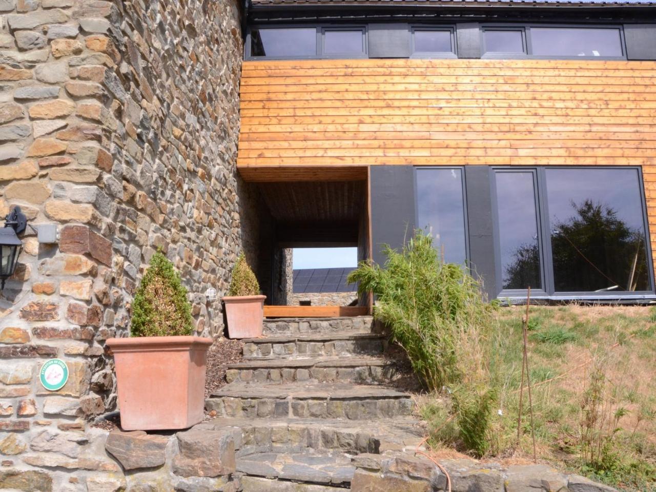 Gorgeous Holiday Home In Stoumont With Garden Ngoại thất bức ảnh